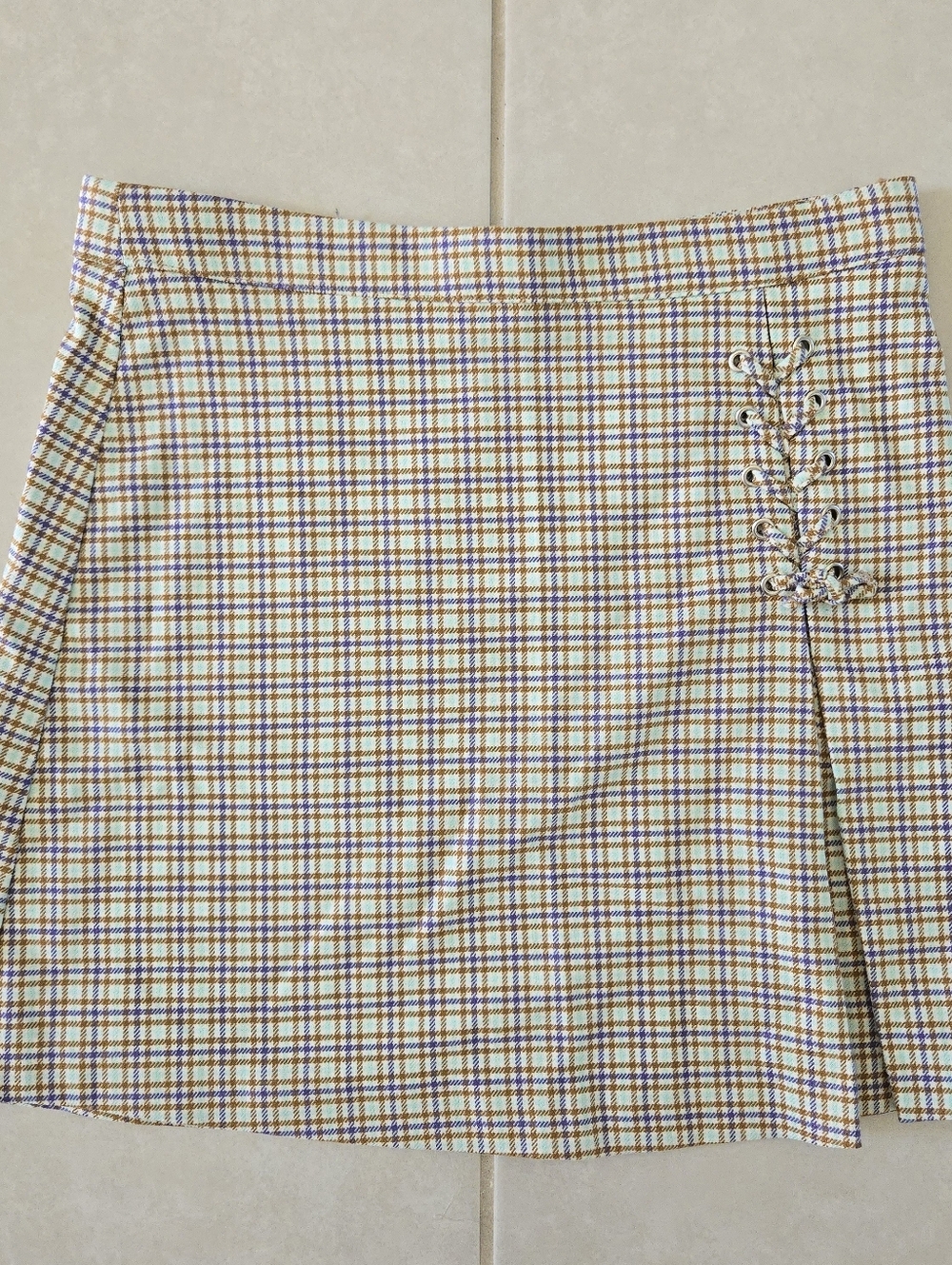NEW Girls ZARA Kids Plaid Skirt Size 13-14 Adjustable Waist Beige Lace Up